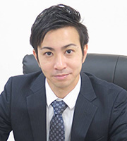 弁護士 上間 貞史