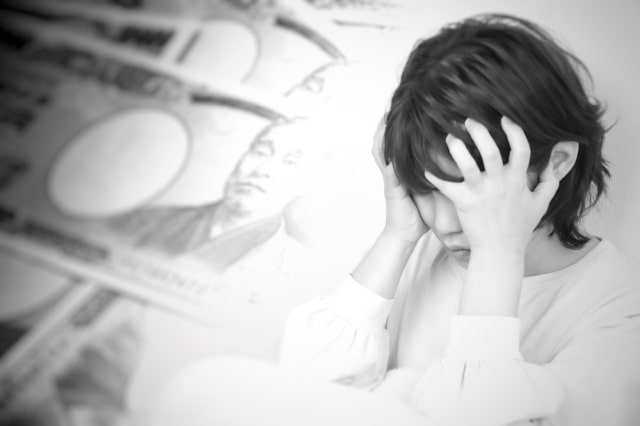 離婚後に慰謝料請求はできる？時効や証拠について