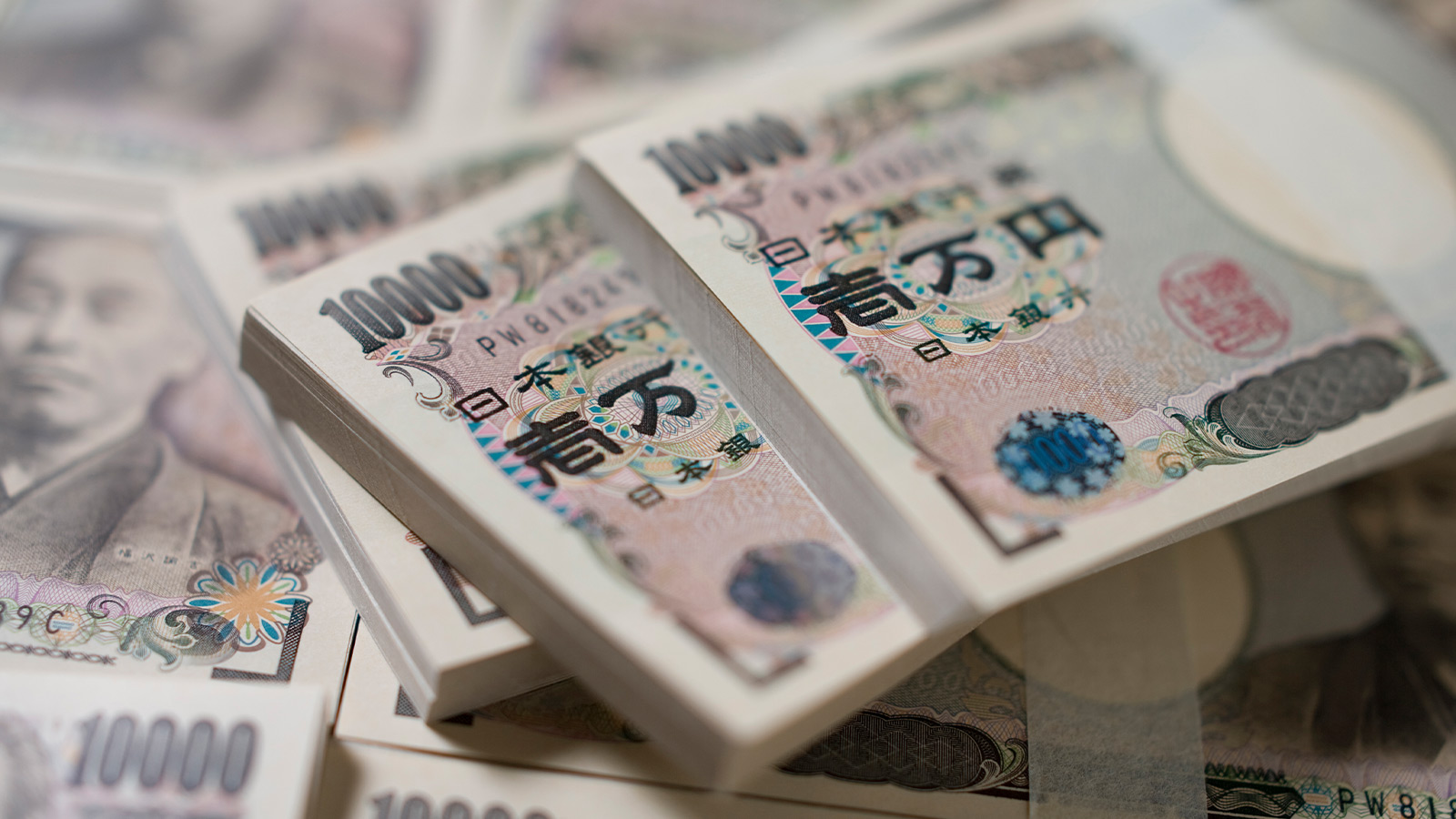 名目上の取締役の代表取締役に対する監視義務違反につき、重大な過失による任務懈怠が認められないとして、第三者に対する損害賠償責任が否定されたケース