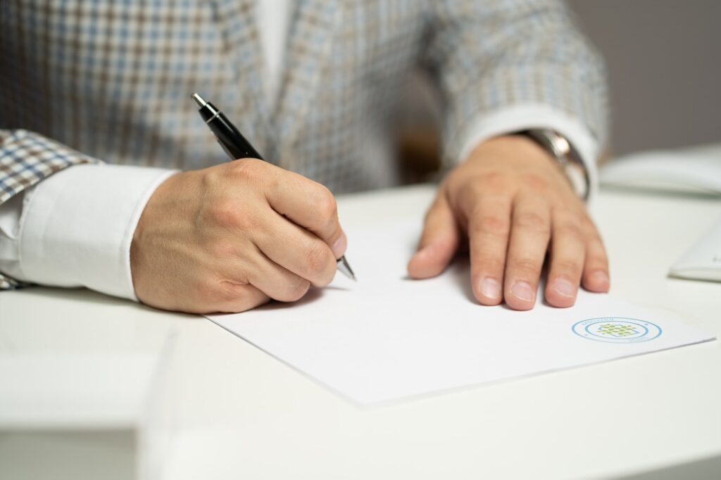 契約書の種類と記載すべき内容を解説