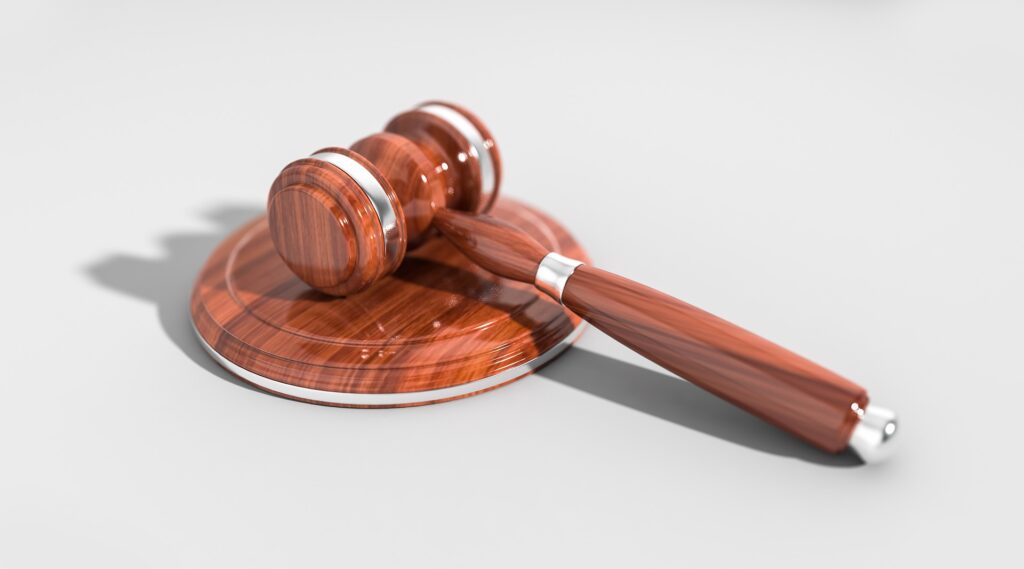 詐欺罪の構成要件や逮捕後にとるべき対応を解説